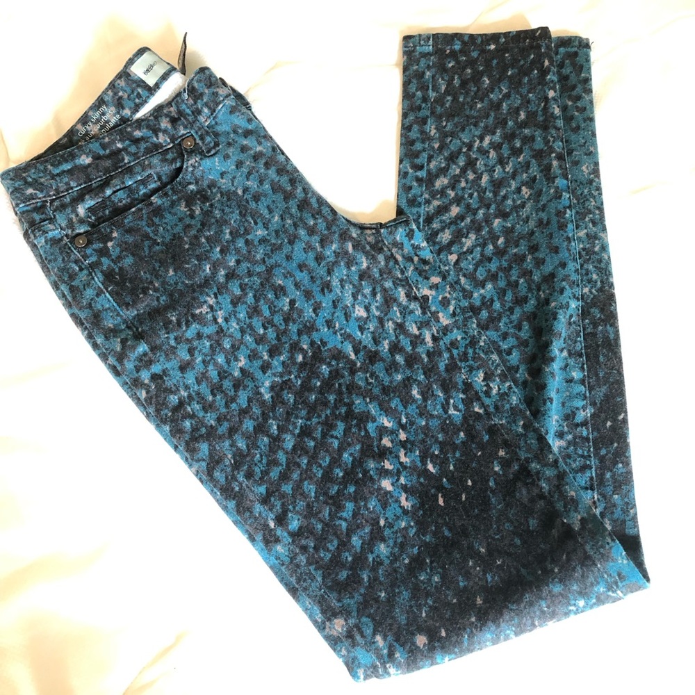 Mossimo jeans, teal and black pattern, size 2, great condition